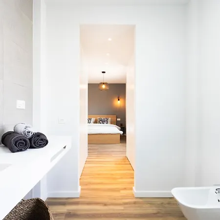 De 4 Dormitorios, Con Vista Mar - Casa Maravilla Villa
