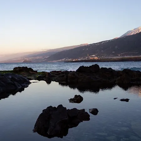 De 4 Dormitorios, Con Vista Mar - Casa Maravilla Villa *