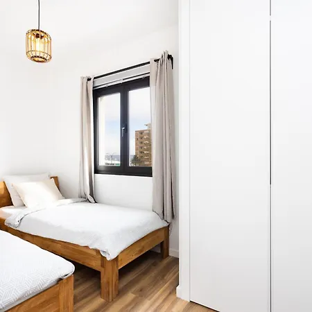 Villa De 4 Dormitorios, Con Vista Mar - Casa Maravilla